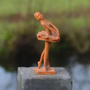 Ballerina beeldje laag