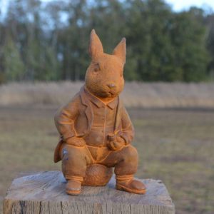 Tuinbeeld Meneer de haas