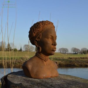 Buste van een Afrikaanse vrouw